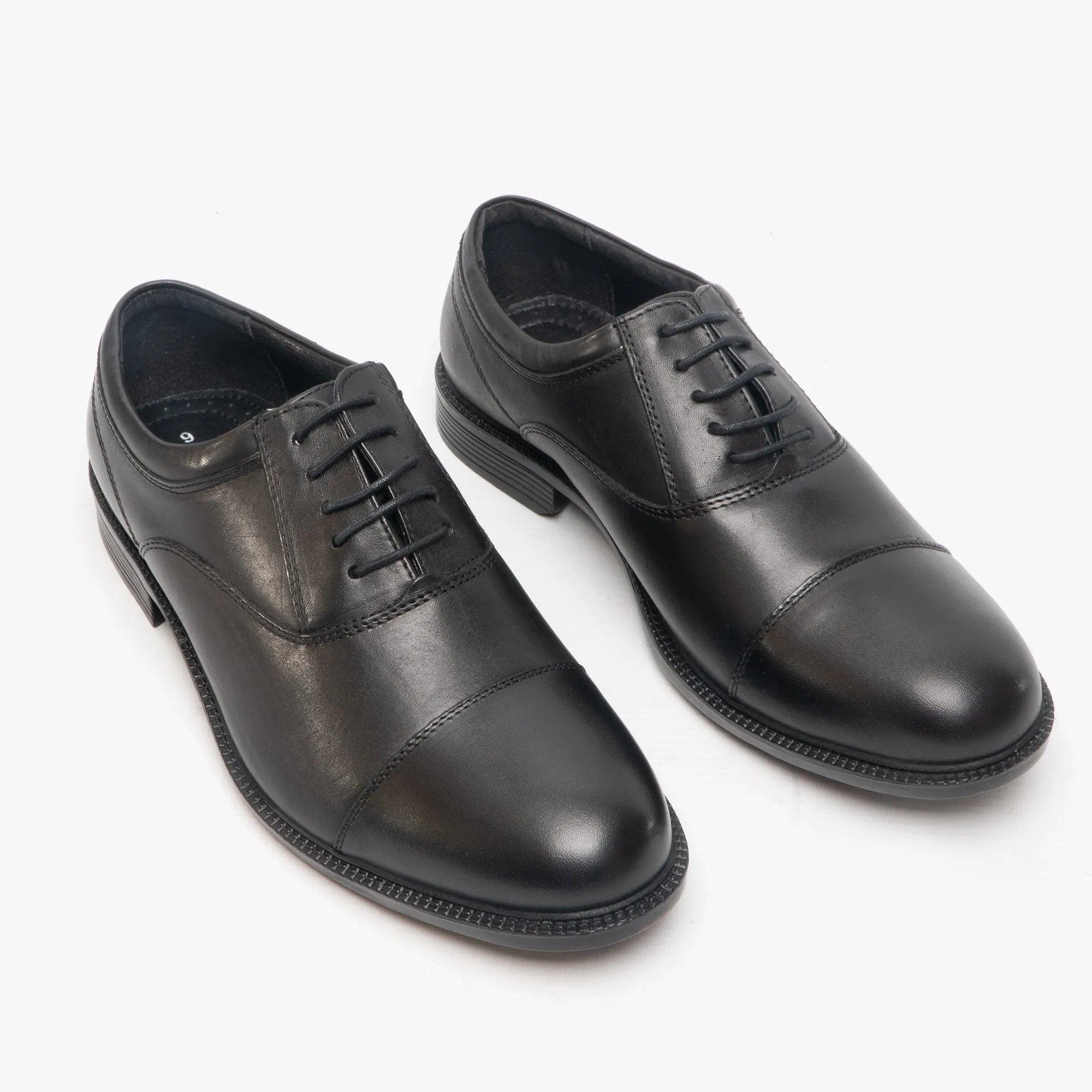 CLARK Mens Leather Fuller Fitting Capped Oxford Shoes Black