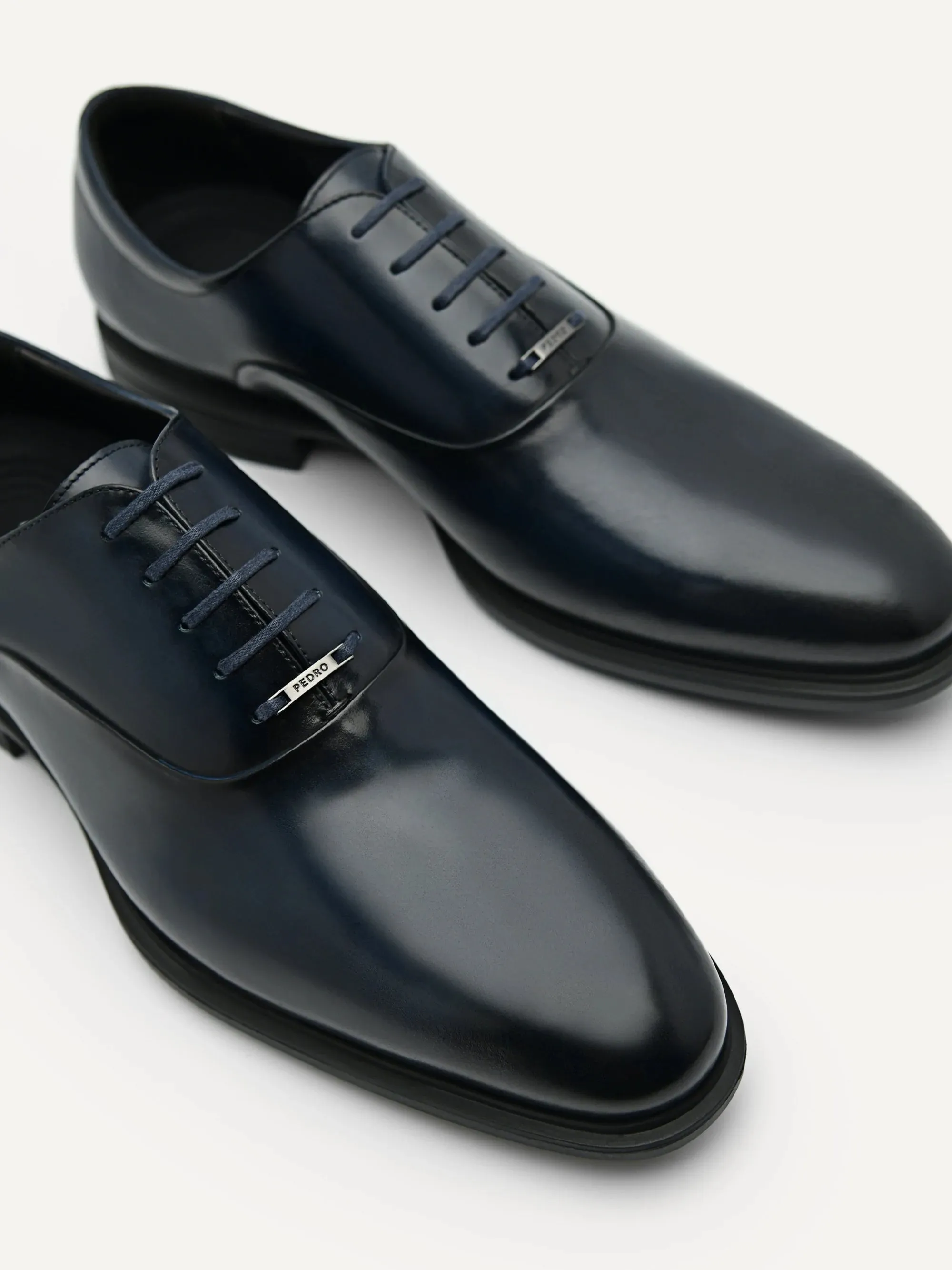 Embossed Leather Oxford Shoes