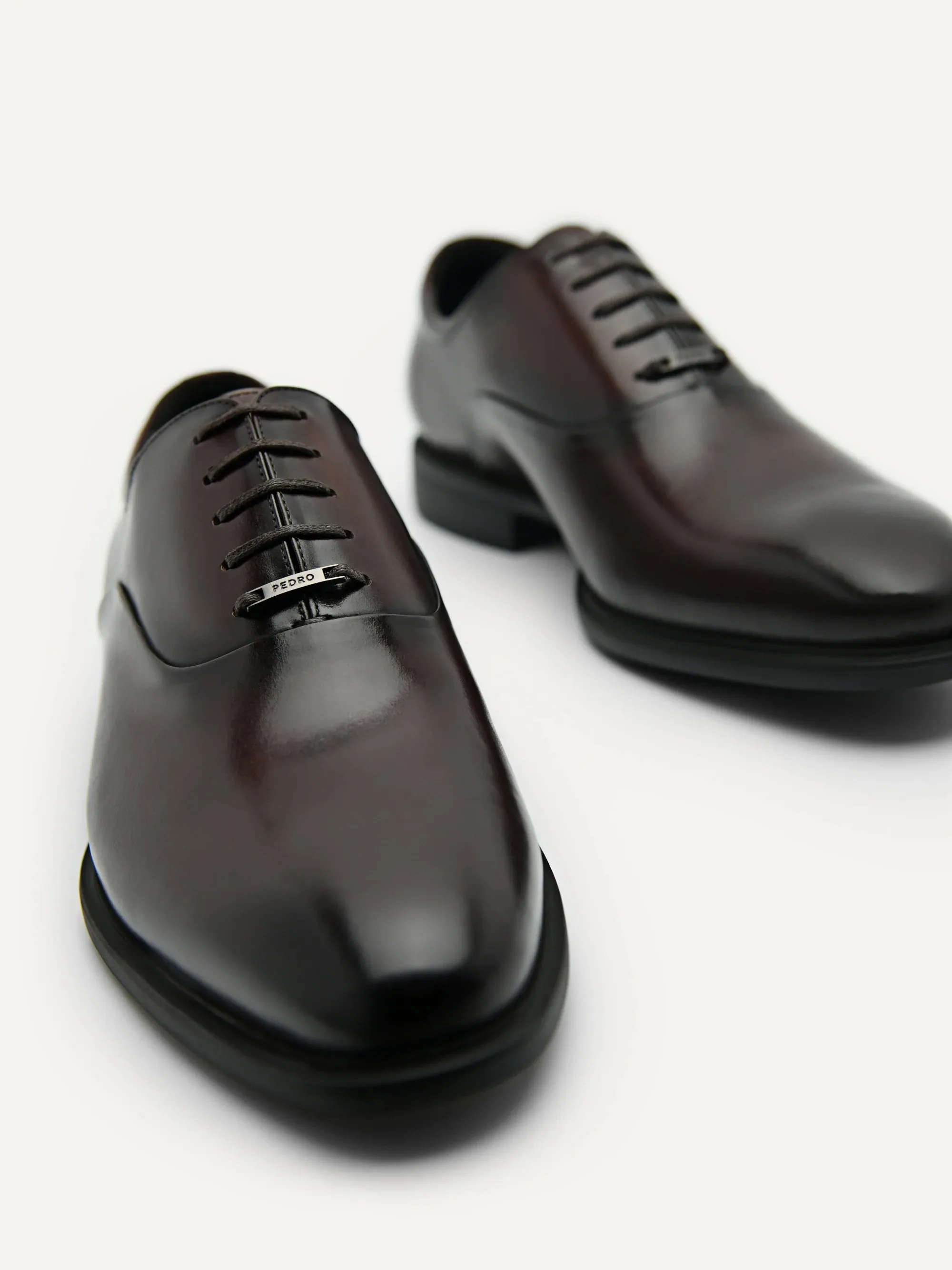 Embossed Leather Oxford Shoes