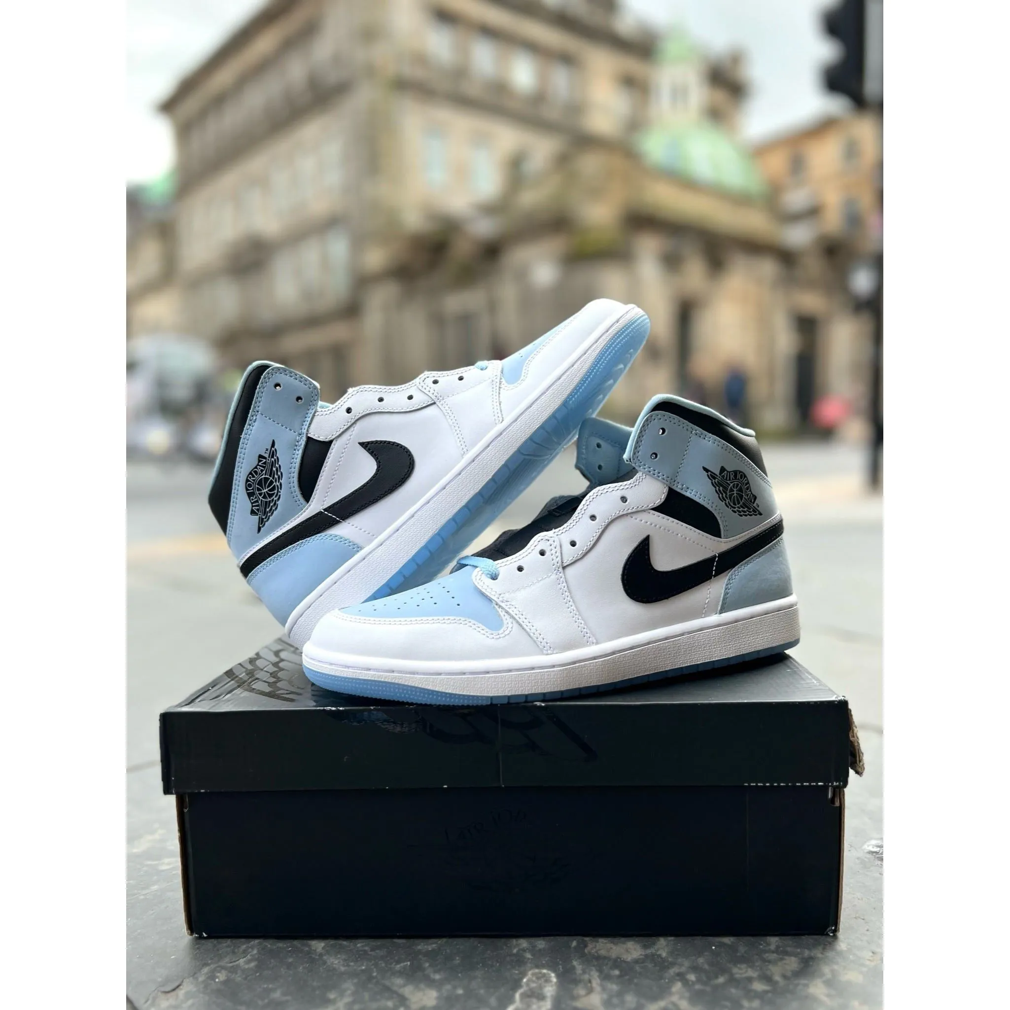 Jordan 1 Mid SE Ice Blue (2023)