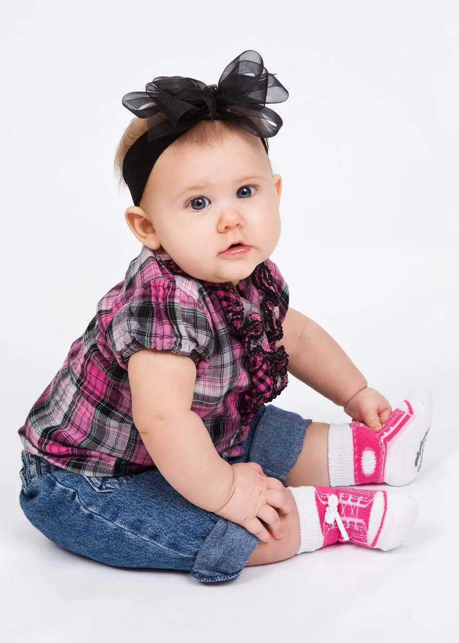 SNEAKER shoe-design socks. With faux shoelaces and anti-slip soles. 6 pairs. 0-12 months