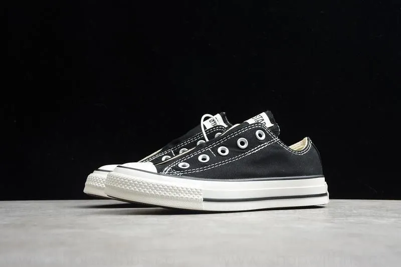 WMNSConverse Chuck Taylor All Star Sneakers - Black